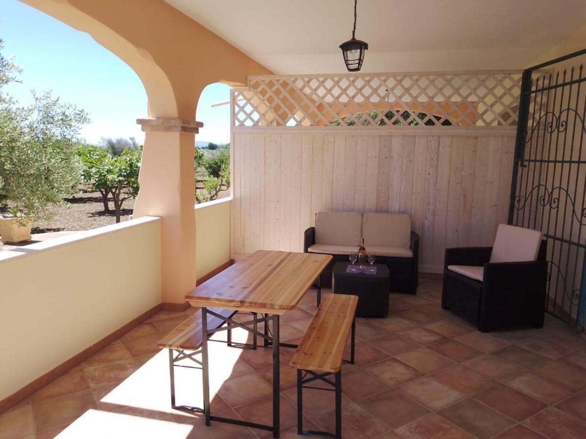 Residenza Rosa Maria Country House Orosei Exterior photo